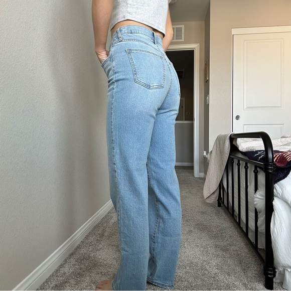 High Rise Light Wash Straight Jean - Picture 6 of 10